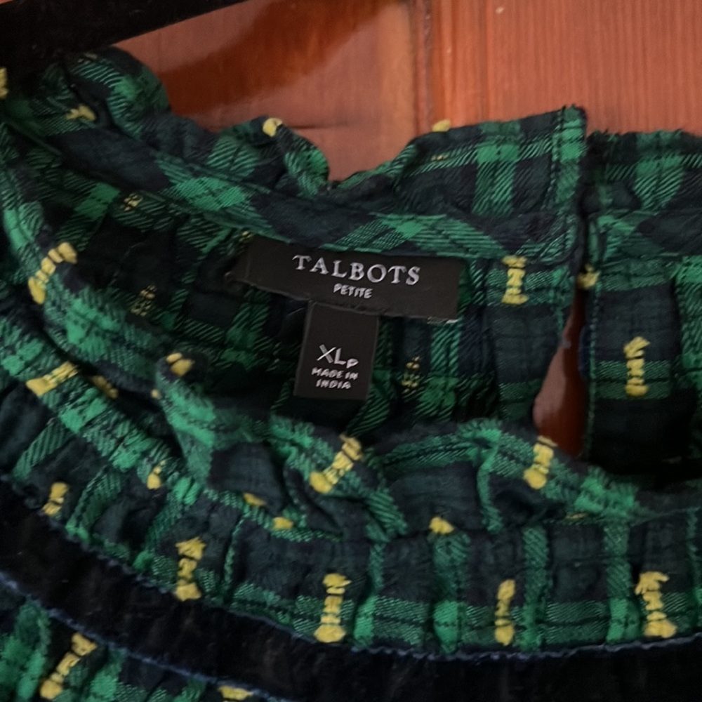 Talbots XLP Plaid Velvet Ruffle Popover - Picture 4 of 5